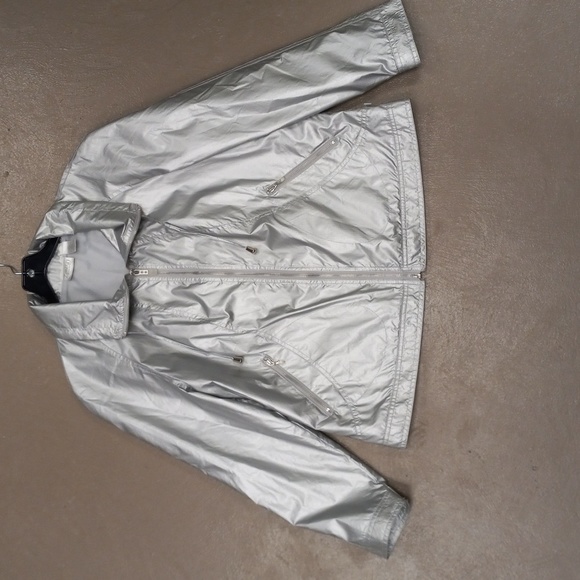 Zenergy By Chico's Silver, Nylon, 4 Pocket, Mesh Lined  Rain Coat - Picture 5 of 12